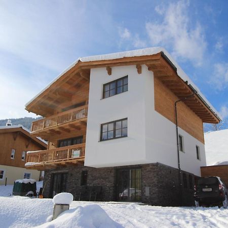 Modern Chalet With Sauna Near Ski Area In Saalbach Hinterglemm Salzburgerland Buitenkant foto