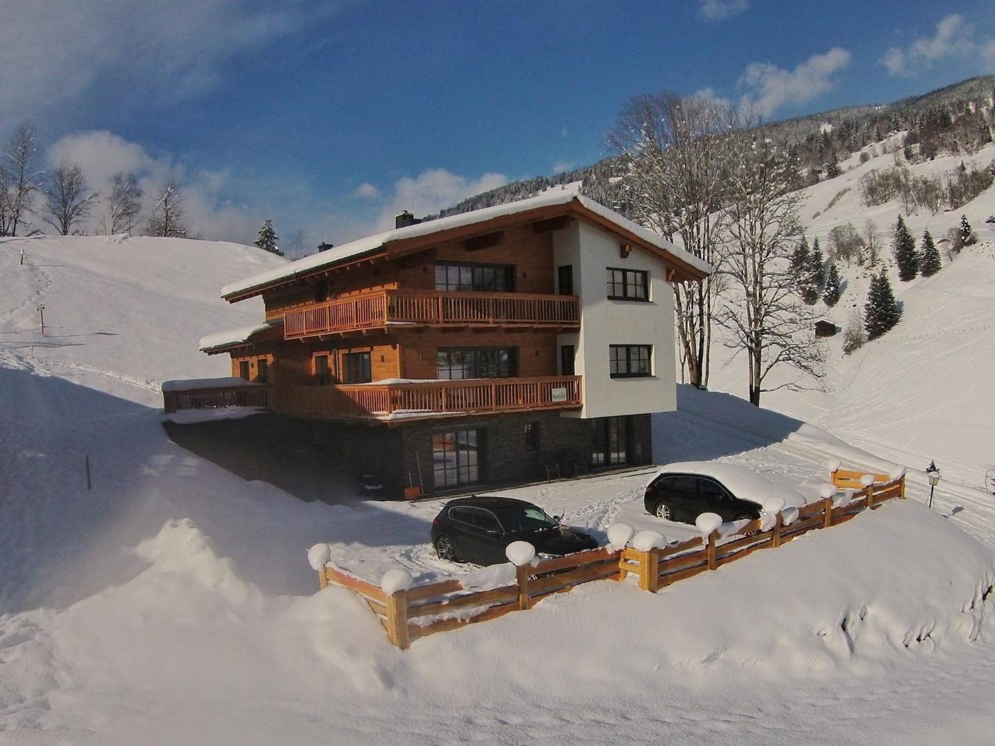 Modern Chalet With Sauna Near Ski Area In Saalbach Hinterglemm Salzburgerland Buitenkant foto